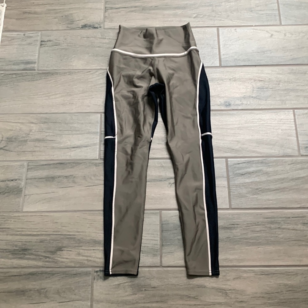 Alo yoga color block leggings